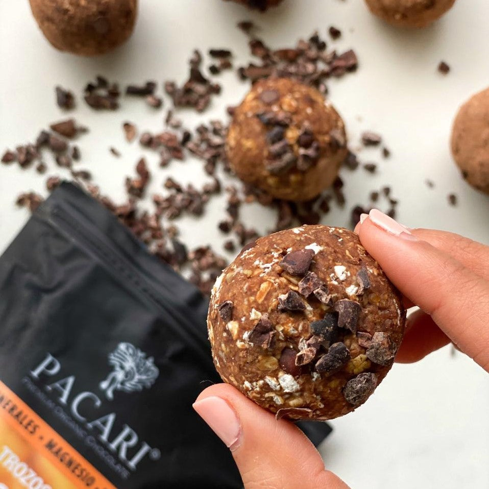 Rezept: Energy Balls mit Kakaonibs und Kakaopulver